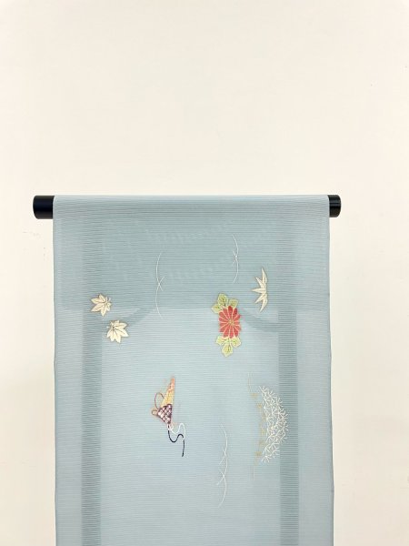 画像2: 新古駒絽空色地九寸染帯＊御所解（未仕立） (2)